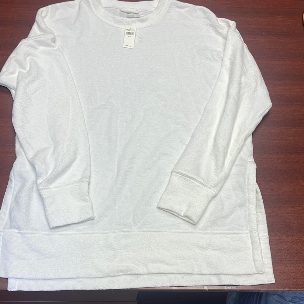 Aerie White Crewneck Sweater Classic Knit